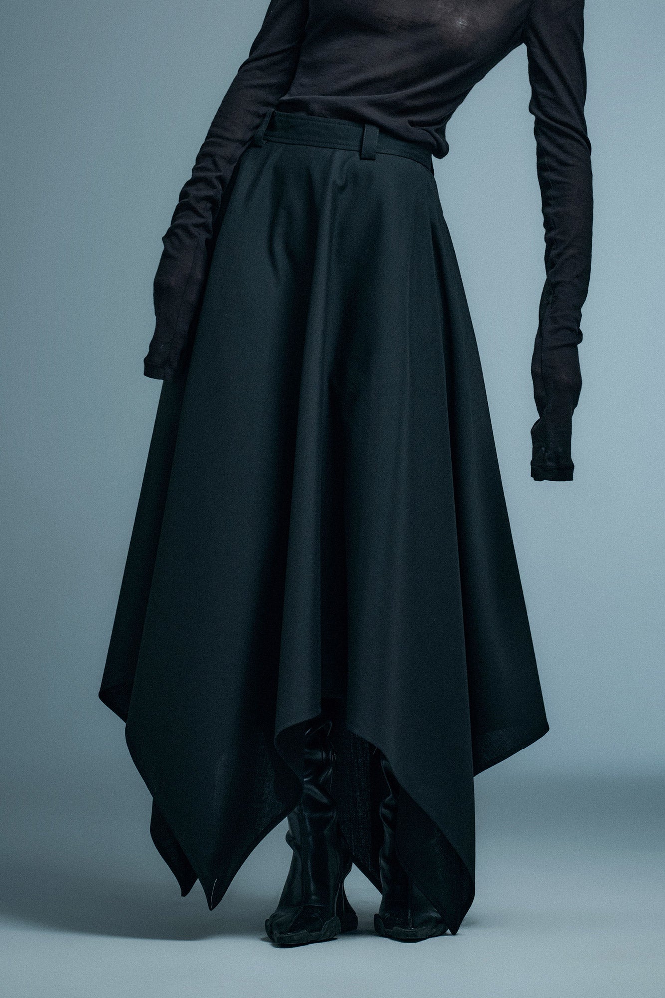 Tailored Star-Shaped Hem Mid-Waist Long Skirt