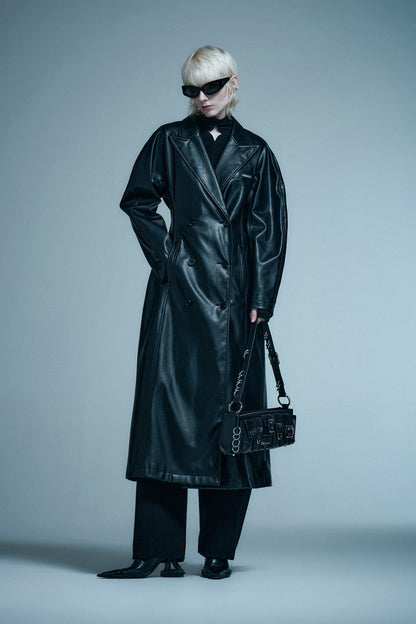Long coat with curved sleeves and waist