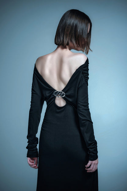 Stand-up pleated long skirt with hollow back