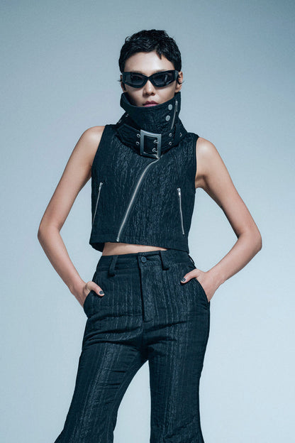 Stand up collar buckle sleeveless vest